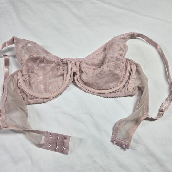 Christian Dior Intimates Bra Vintage Light Pink Lace 38C Underwire Circa 1990s - Picture 6 of 8